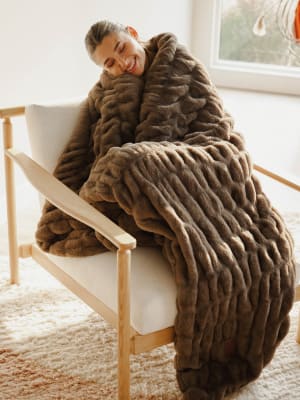 Dreamer Blanket: Bear