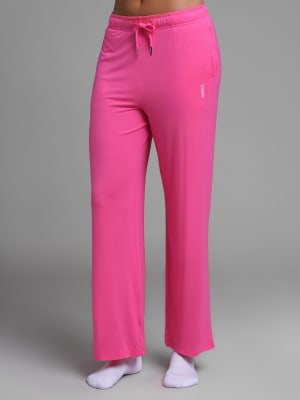 Cloud Lounge Pants: Lexy is 5'8" and wears a size S