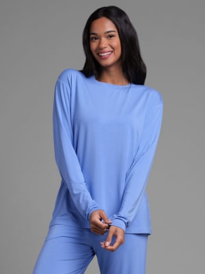 Cloud Lounge Long Sleeve Tee: Lexy is 5'8" and wears a size S