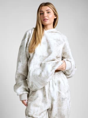 Camo Hoodie: Serena is 5’7” and wears a size M